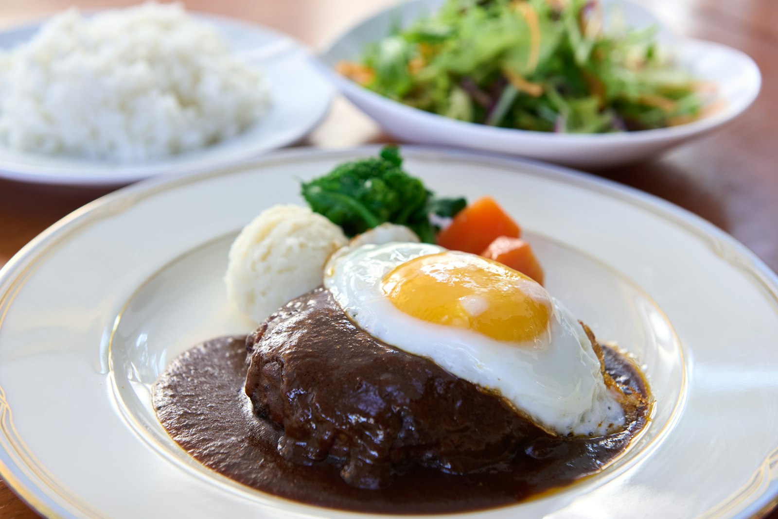 目玉焼きハンバーグ